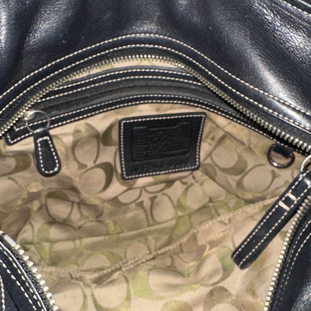 COACH Soho Elegant Black Leather Tote Bag and Wallet Set (Z1) - Picture 8 of 15
